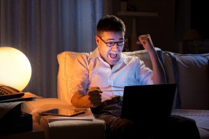 bucura-te online cu Unibet live